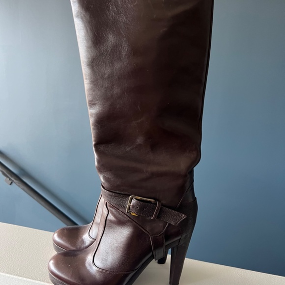 Brown Boot - Picture 3 of 6